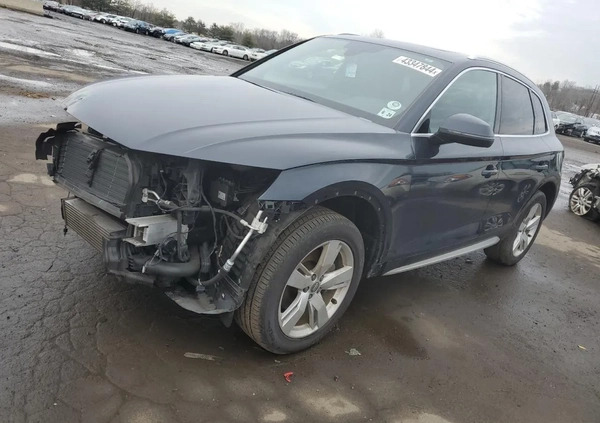 Audi Q5 cena 79900 przebieg: 99735, rok produkcji 2019 z Janowiec Wielkopolski małe 56